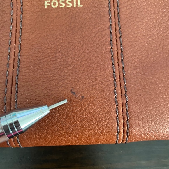 Fossil saddle brown soft leather wallet - Picture 7 of 7